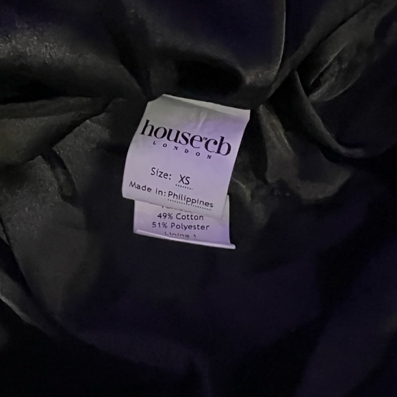 HOUSE OF CB 'Lilou' Black Ruffle Hem Dress - Picture 6 of 7